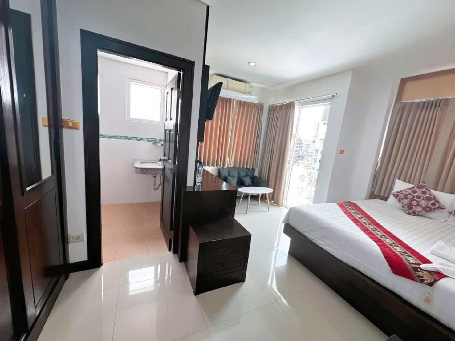 Abby'S House Hotel Patong Esterno foto