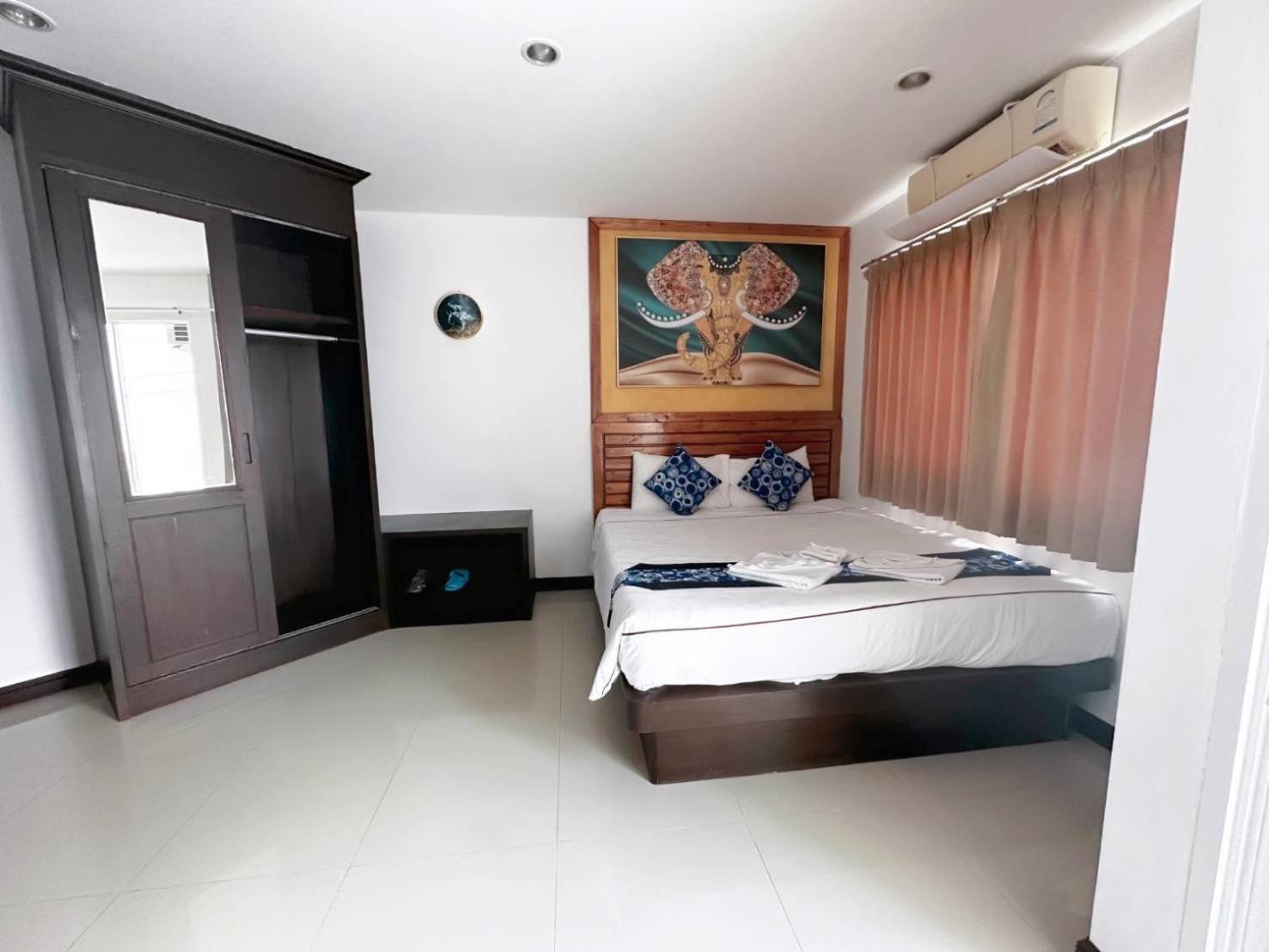 Abby'S House Hotel Patong Esterno foto