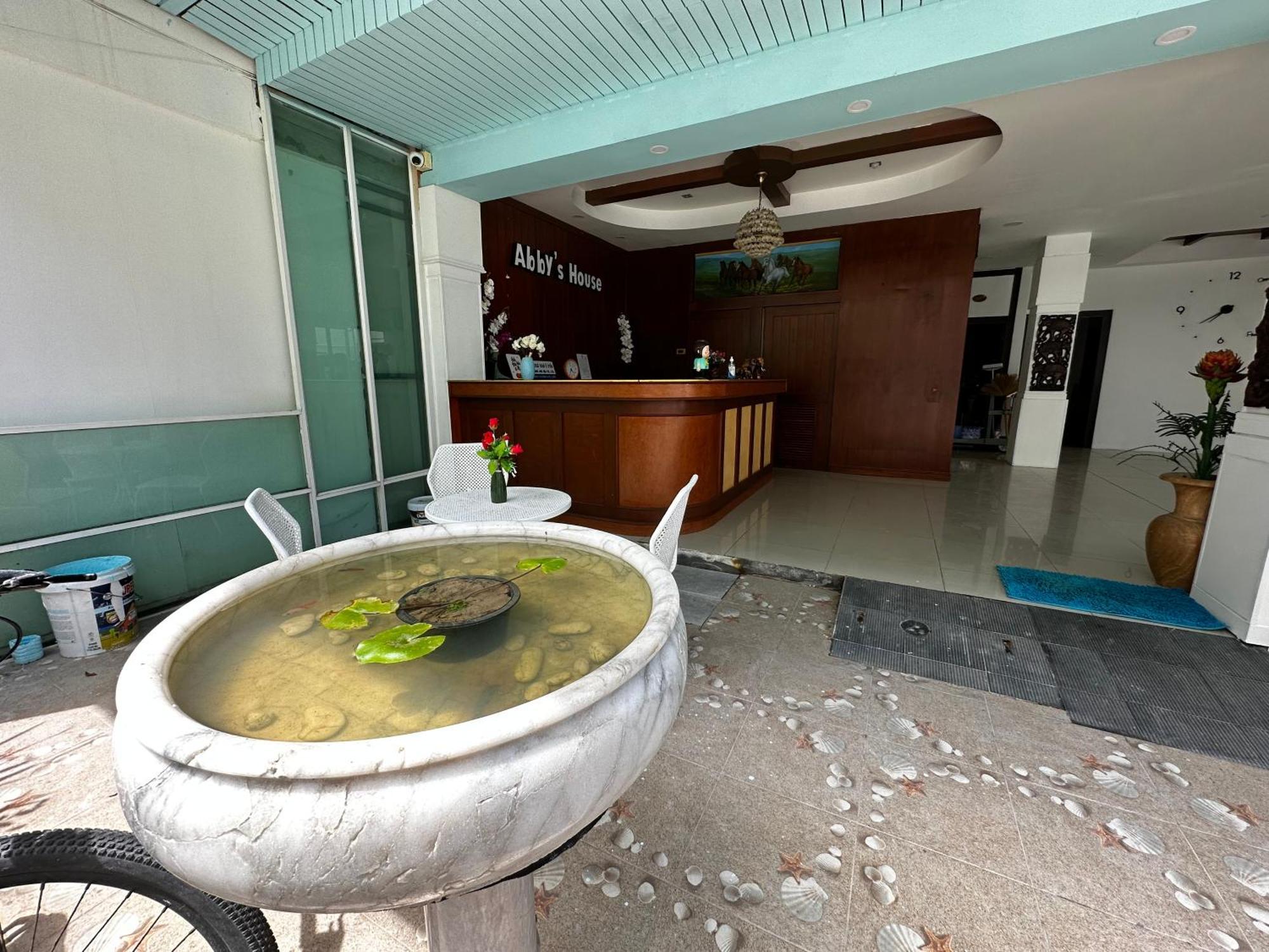 Abby'S House Hotel Patong Esterno foto