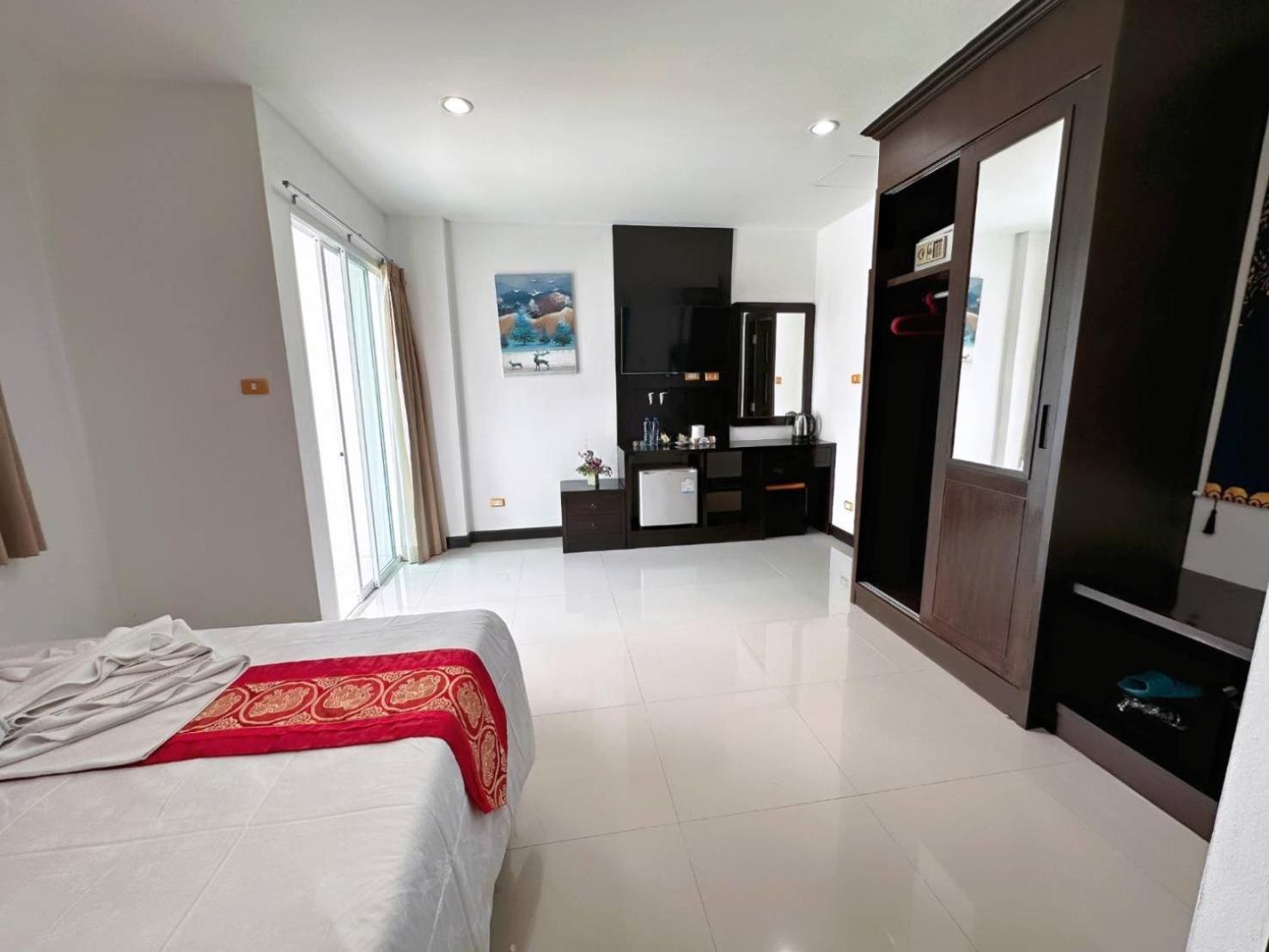 Abby'S House Hotel Patong Esterno foto