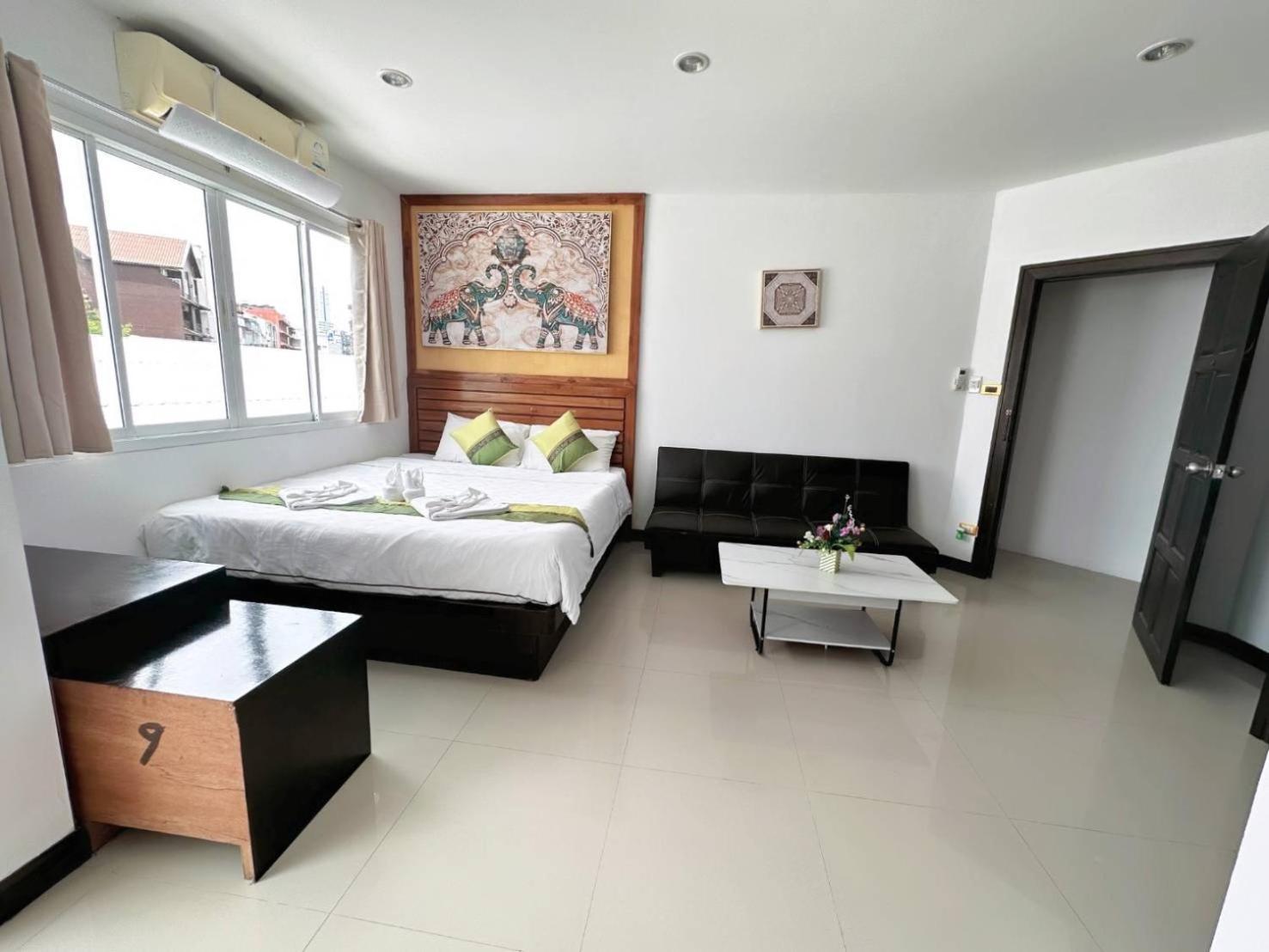 Abby'S House Hotel Patong Esterno foto