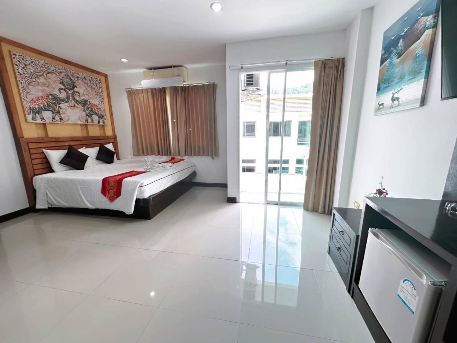 Abby'S House Hotel Patong Esterno foto