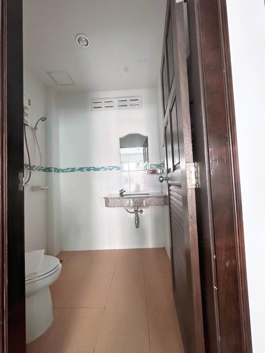 Abby'S House Hotel Patong Esterno foto